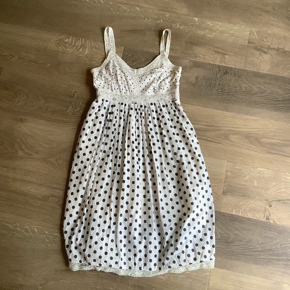 Super cute Midi dress! - Picture 4 of 4